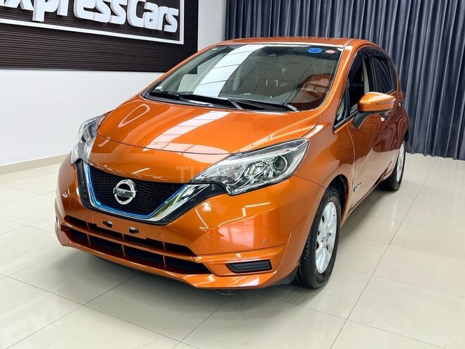 Nissan Note-9