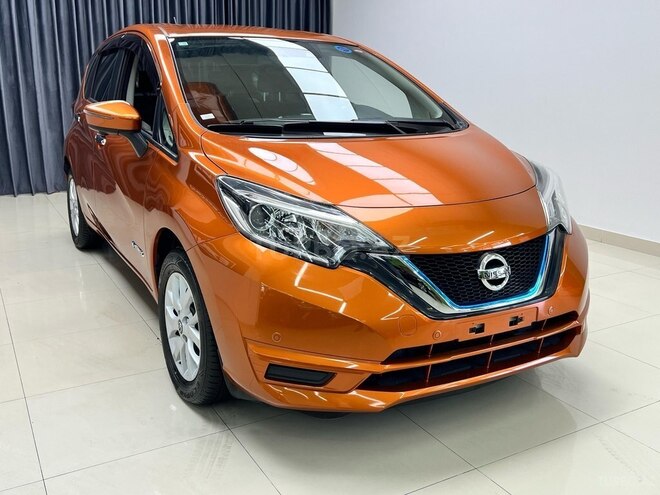 Nissan Note-6