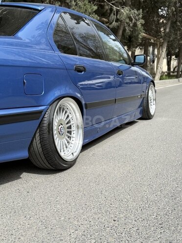 BMW 320 1995, 300,000 km - 2.0 l - Bakı