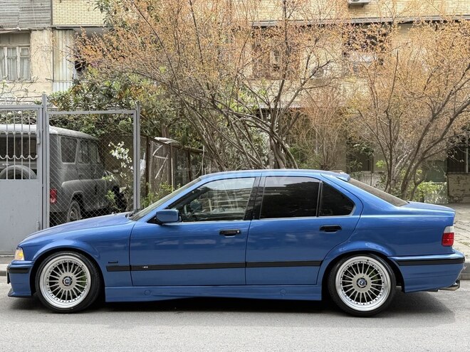 BMW 320 1995, 300,000 km - 2.0 l - Bakı