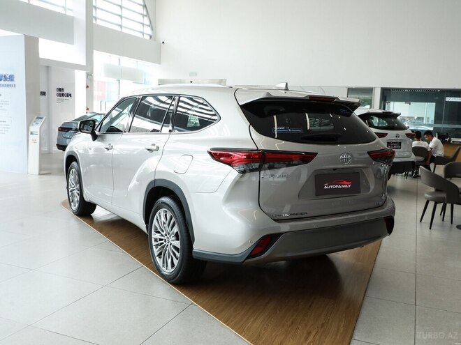 Toyota Highlander 2025, 0 km - 2.5 l - Bakı
