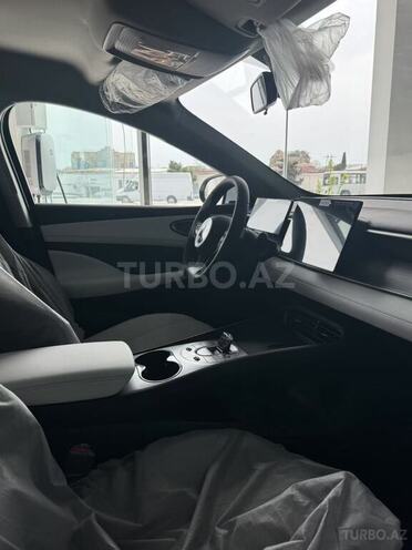 BYD Seal 05-14