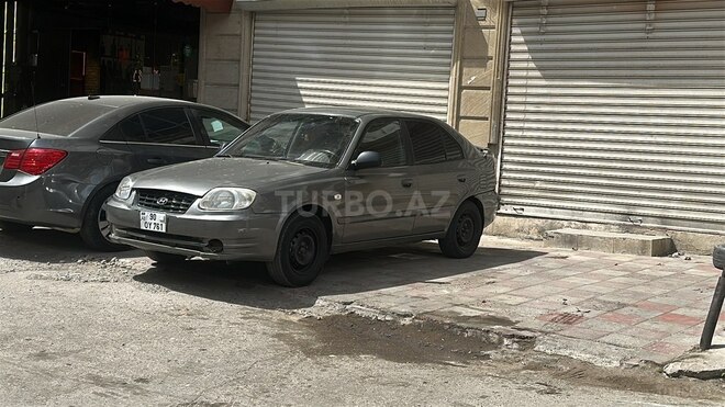 Hyundai Accent 2005, 325,000 km - 1.6 l - Bakı