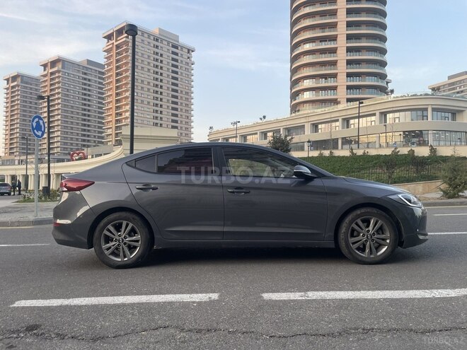 Hyundai Avante 2016, 120,000 km - 1.6 l - Sumqayıt