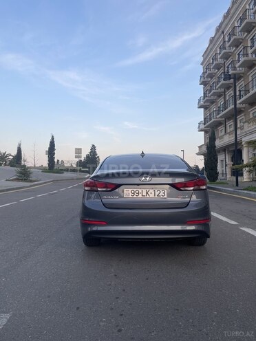 Hyundai Avante 2016, 120,000 km - 1.6 l - Sumqayıt