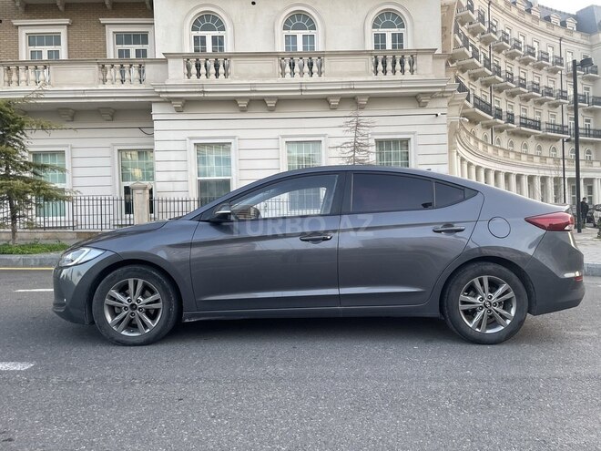 Hyundai Avante 2016, 120,000 km - 1.6 l - Sumqayıt