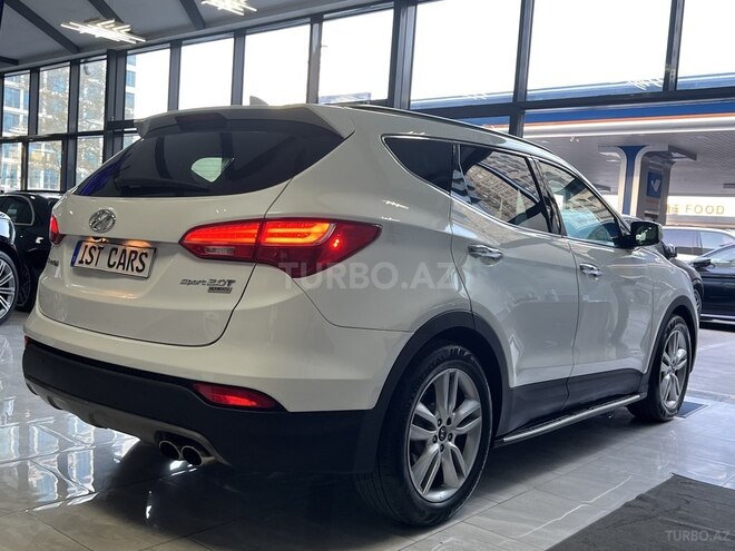 Hyundai Santa Fe-8