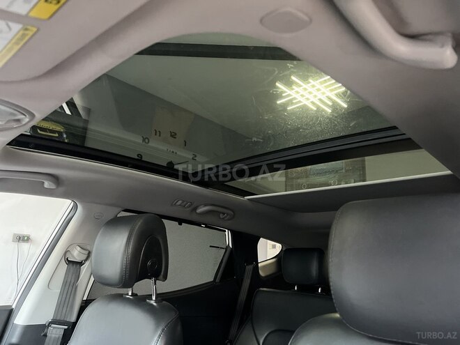 Hyundai Santa Fe-17