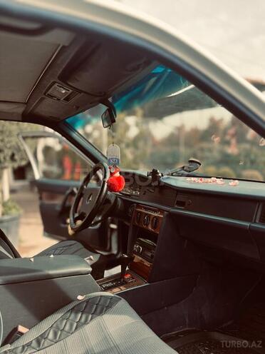 Mercedes 190 1992, 367,876 km - 2.0 л - Bakı