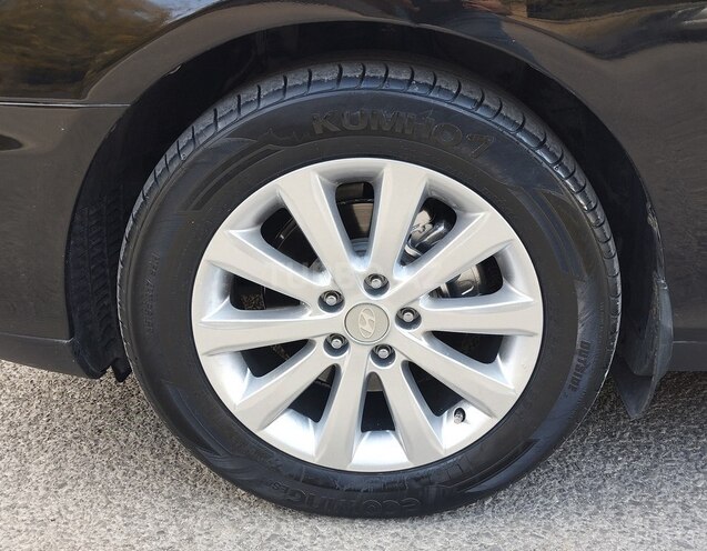 Hyundai Grandeur 2009, 230,000 km - 2.7 л - Bakı