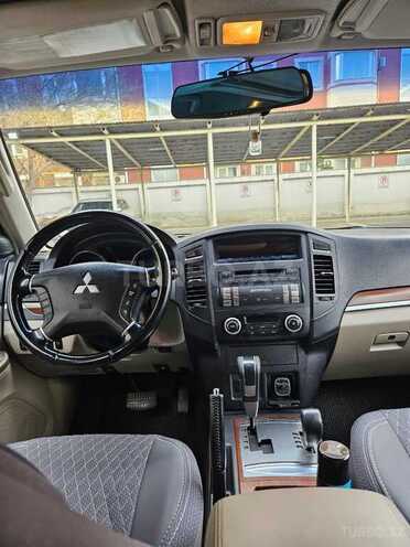Mitsubishi Pajero 2007, 283,000 km - 3.0 л - Bakı
