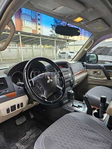 Mitsubishi Pajero 2007, 283,000 km - 3.0 л - Bakı