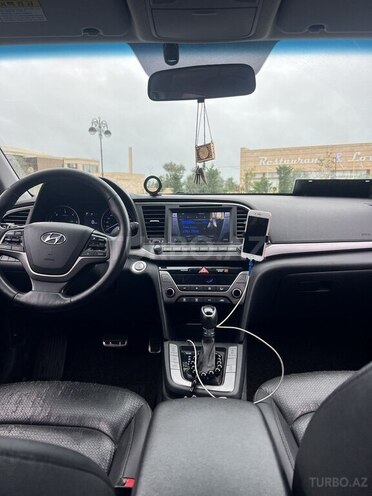 Hyundai Avante 2016, 120,000 km - 1.6 l - Sumqayıt