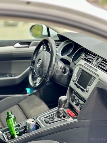 Volkswagen Passat 2016, 198,000 km - 1.8 л - Bakı