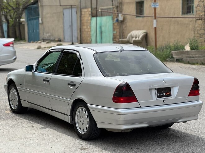 Mercedes C 200 1999, 247,000 km - 2.0 л - Bakı