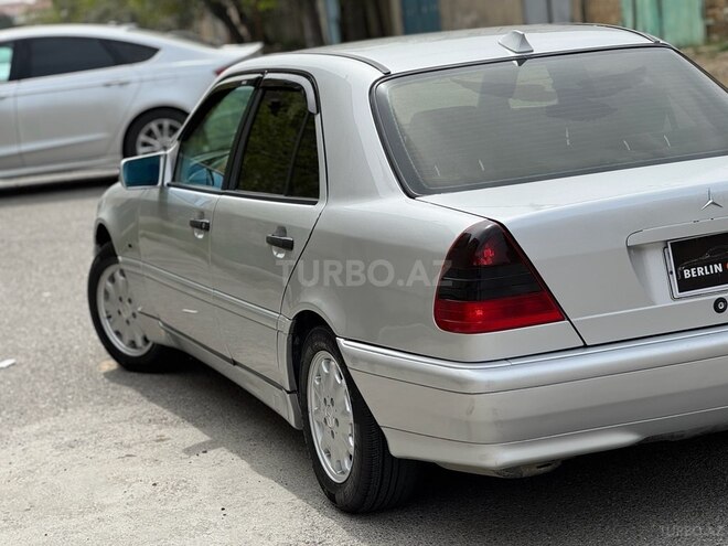 Mercedes C 200 1999, 247,000 km - 2.0 л - Bakı