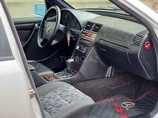 Mercedes C 200 1999, 247,000 km - 2.0 л - Bakı