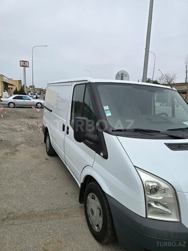 Ford Transit 2010, 179,962 km - 2.2 л - Salyan