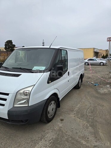 Ford Transit 2010, 179,962 km - 2.2 л - Salyan