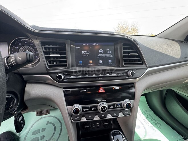 Hyundai Elantra 2019, 73,000 km - 2.0 l - Bakı