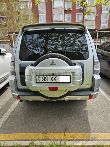 Mitsubishi Pajero 2007, 283,000 km - 3.0 л - Bakı