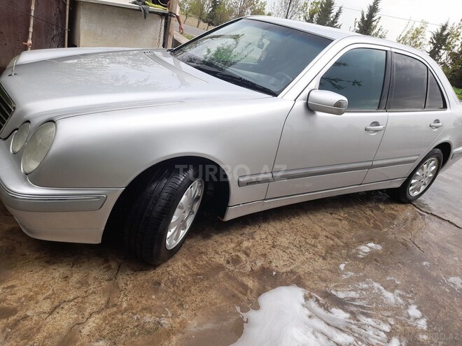 Mercedes E 270 2001, 530,000 km - 2.7 l - Ağcabədi