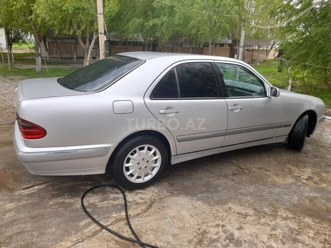 Mercedes E 270 2001, 530,000 km - 2.7 l - Ağcabədi