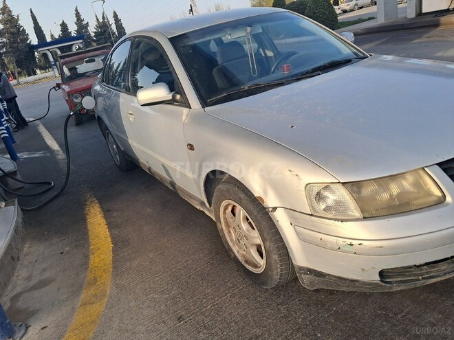 Volkswagen Passat 1999, 199,000 km - 1.8 л - Bakı