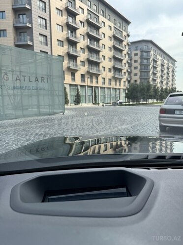 BMW 530-18