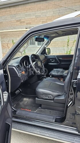 Mitsubishi Pajero 2007, 203,000 km - 3.0 l - Bakı