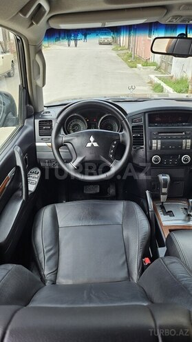 Mitsubishi Pajero 2007, 203,000 km - 3.0 l - Bakı