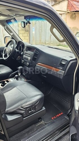 Mitsubishi Pajero 2007, 203,000 km - 3.0 l - Bakı