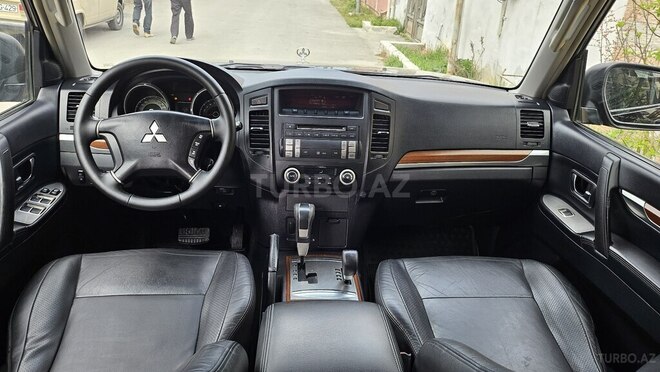 Mitsubishi Pajero 2007, 203,000 km - 3.0 l - Bakı