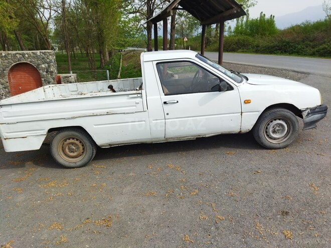 IJ 2126 Oda 2005, 250,000 km - 1.6 l - Qax