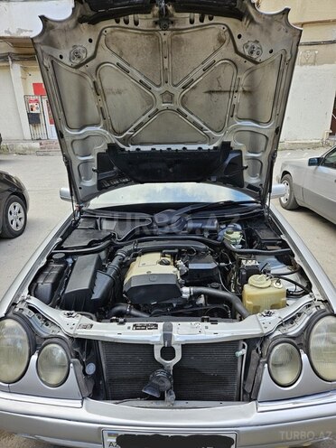 Mercedes E 230 1997, 423,667 km - 2.3 l - Bakı