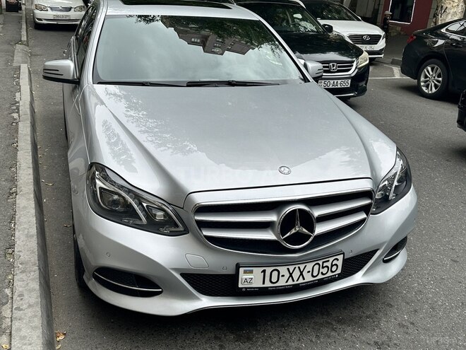 Mercedes E 220 d-2