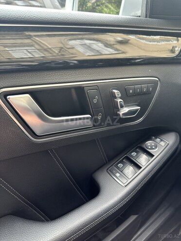 Mercedes E 220 d-5
