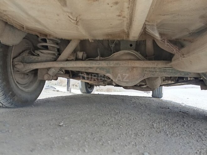 LADA (VAZ) 2106 1982, 99,180 km - 1.5 l - Salyan