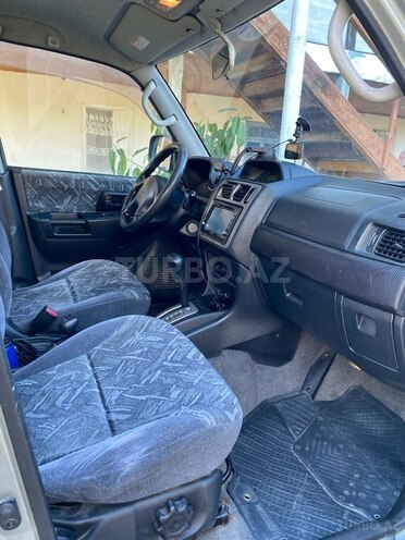 Mitsubishi Pajero io 1999, 290,000 km - 1.8 л - Bakı