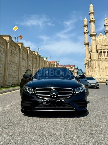 Mercedes E 220 d 2019, 181,000 km - 2.2 l - Bakı