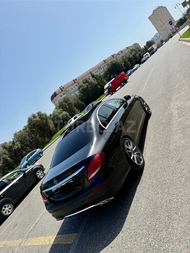 Mercedes E 220 d 2019, 181,000 km - 2.2 l - Bakı