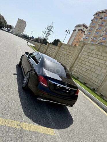 Mercedes E 220 d 2019, 181,000 km - 2.2 l - Bakı