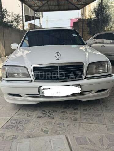 Mercedes C 180 1995, 210,813 km - 1.8 l - Bakı
