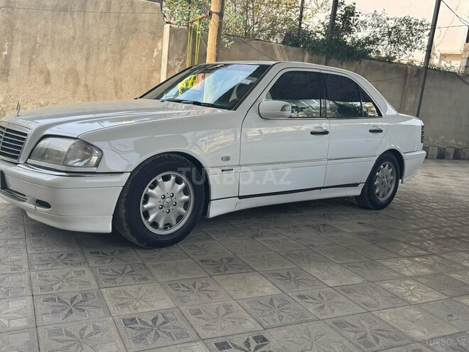 Mercedes C 180 1995, 210,813 km - 1.8 l - Bakı