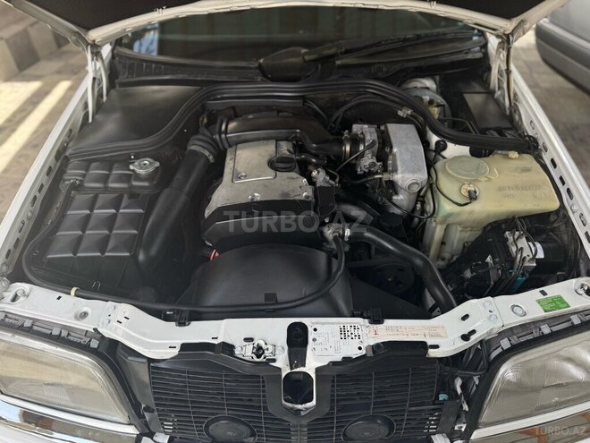 Mercedes C 180 1995, 210,813 km - 1.8 l - Bakı