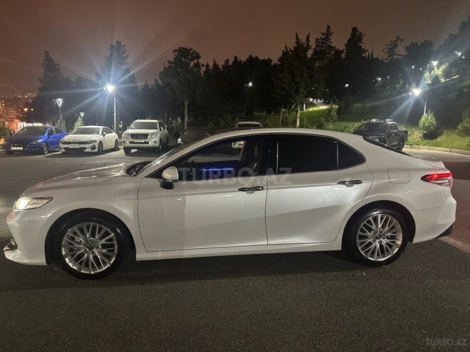 Toyota Camry-3