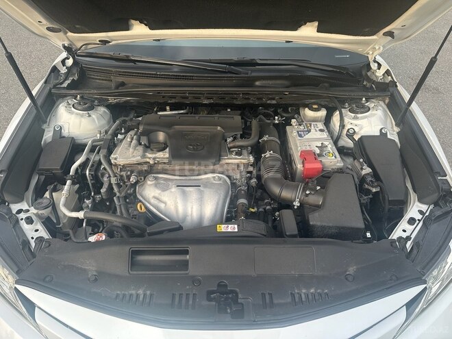 Toyota Camry-9