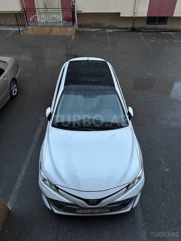 Toyota Camry-16