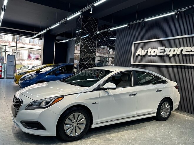 Hyundai Sonata-6