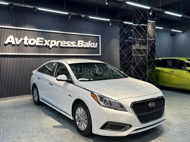Hyundai Sonata-13